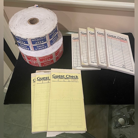 🛍2 for$30🛍Game night 17 items bundled ticketrolls,casino cups, guest checkbook - Picture 2 of 3